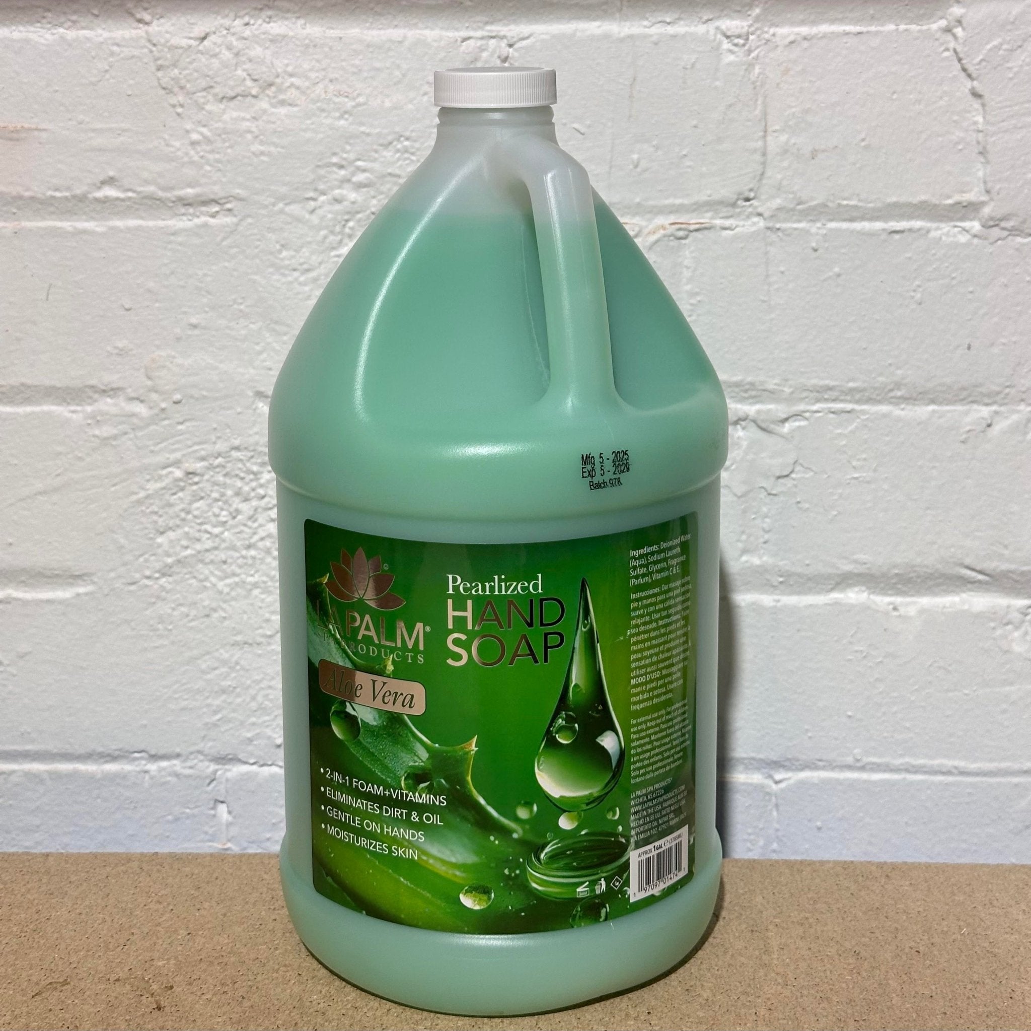 Vitamin Shampoo and Hand Soap by La Palm - EMOI SUPPLY