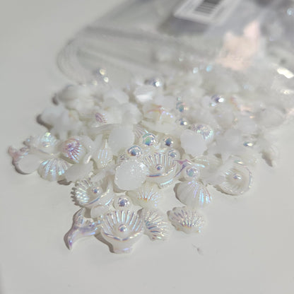Manicrown Mini Resin Starfish &amp; Shell Nail Art Decorations — 200pcs - Emoi Supply