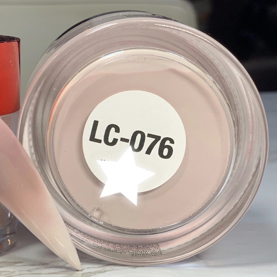 F1 Signature LC076